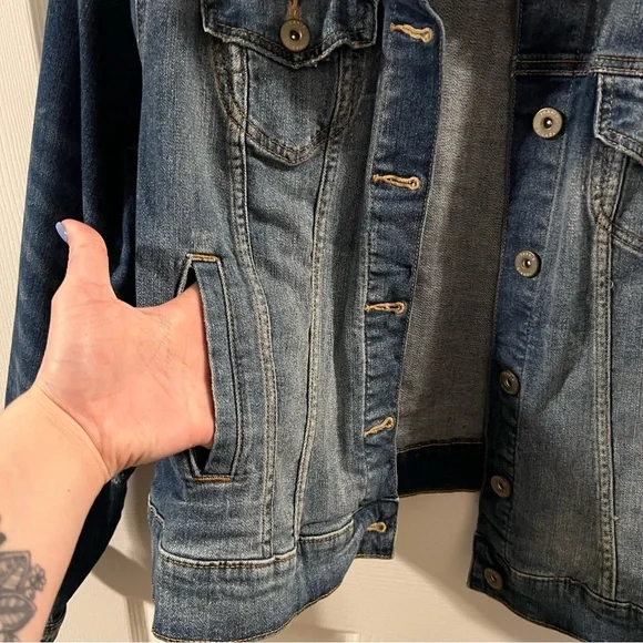 Torrid Denim Jacket, Size 2 - Picture 8 of 8